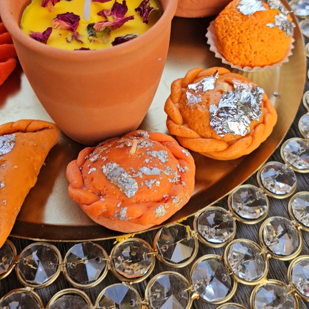 Round Gujiya Candle