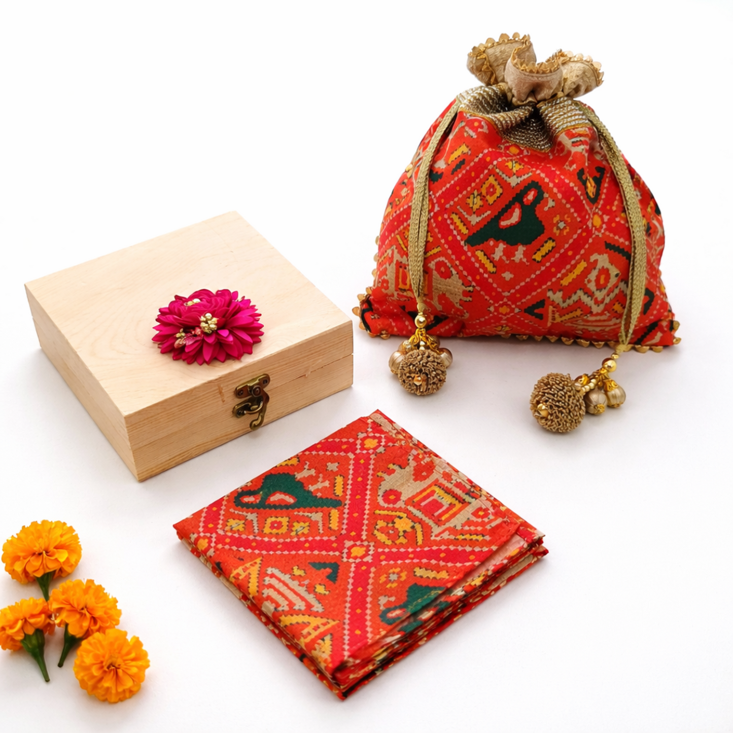Heritage Scarlet Potli & Pocket Square Gift Set